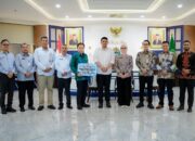 Wagub Jihan Nurlela Serahkan Bantuan Kemanusiaan Pemprov Lampung kepada Wabup Tapanuli Selatan Jafar Syahbuddin Ritonga, Disaksikan Gubernur Sumatera Utara Muhammad Bobby Afif Nasution