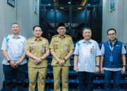 Gubernur Rahmat Mirzani Djausal Dukung Penuh Penyusunan Roadmap Program PLN Masuk Desa yang Menargetkan Seluruh Desa di Provinsi Lampung Teraliri Listrik 100 Persen pada Tahun 2026