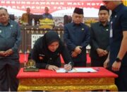 Walikota Bandar Lampung, Hj. Eva Dwiana menghadiri Rapat Paripurna Penyampaian Rekomendasi DPRD Terhadap LKPJ Tahun Anggaran 2025