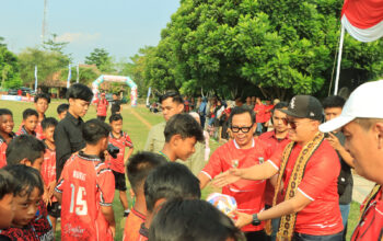 Kapolres Tulang Bawang Barat Hadiri kegiatan Opening ceremony Tubaba Football League U-17 di Tiyuh Kibang Budi Jaya