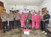 Jelang Hari Bhayangkara Ke-80, Polres Lampung Utara Bagikan Bansos kepada Masyarakat