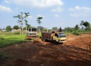 Tambang Ilegal Jati Agung Beraktivitas Terang – Terangan Tanpa Tersentuh Hukum, Diduga Diduga Dikelola Oleh Edi dan Danu Sebagai Broker dan Pemain.