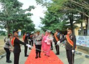 Upacara Welcome and Farewell Parade Kapolres Tulang Bawang Barat Berlangsung Khidmat