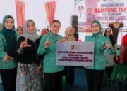 Canangkan Desa TAPIS dan Luncurkan Sekolah Lansia di Kampung Rukti Endah, Ketua TP PKK Lampung Dorong Pembangunan SDM Dimulai dari Desa