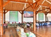 Wujud Kepedulian dan Kasih Sayang Prajurit Yonif 7 Marinir Untuk Anak-Anak Pondok Pesantren Nurul Huda