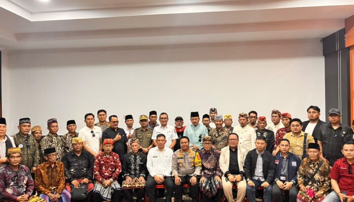 Polres Tulang Bawang Barat laksanakan Pengamanan kegiatan Aksi Damai Penyampaian Aspirasi Forum Masyarakat Buay Bulan Bersatu