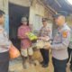 Jumat Berbagi, Polres Lampung Utara Salurkan Infaq Personel kepada Warga di Sekitar Mako