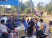 Polisi Sambang Duka, Kapolsek dan Bhabinkamtibmas Hadir Beri Dukungan kepada Keluarga Warga Ogan Lima