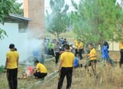 Personel Polres Tulang Bawang Barat Bersihkan di Lingkungan Seputaran Mako, Wujudkan Lingkungan Kerja Bersih dan Nyaman