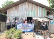 Sambut Hari Jadi Propam Polri ke-24, Sipropam Polres Lampung Utara Salurkan Bansos kepada Warga