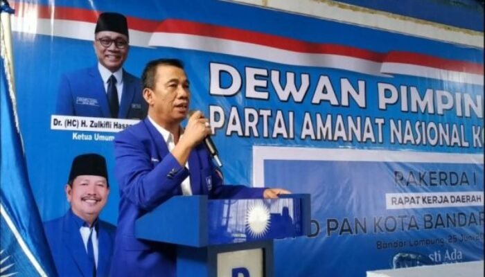 Edison Hadjar Tak Lagi Pimpin Fraksi PAN, Erwansyah Resmi Jadi Ketua