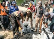 Hadapi Ancaman Banjir, Camat Panjang Hendri Satria Jaya Perkuat Normalisasi Drainase dan Gerakan Gotong Royong