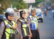 Hadir di Tengah Masyarakat, Kapolres Lampung Utara Pantau Arus Lalu Lintas, Pastikan Pelayanan Berjalan Optimal